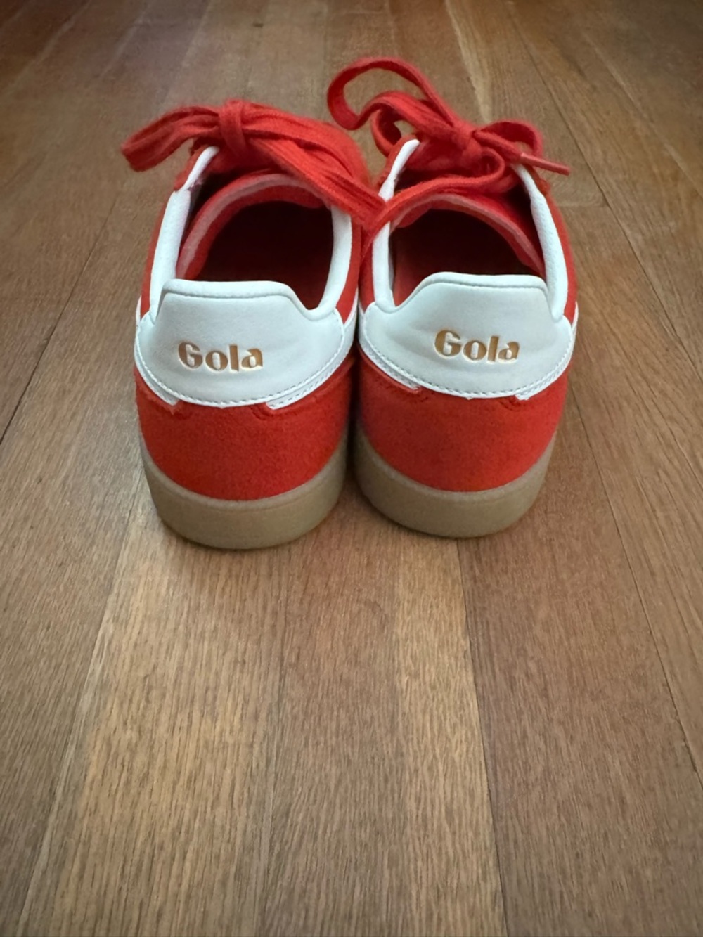Gola Viper Leather Sneakers fits like a women’s 8 - Picture 4 of 5